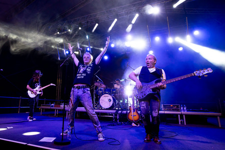 Crush-Tribute to Bon Jovi (36)